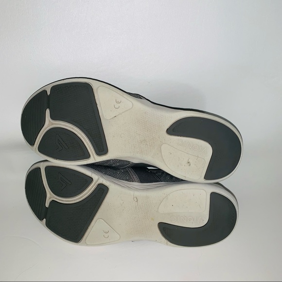 Womans Vionic Slip on Gray shoes Size 9.5 - Picture 11 of 12